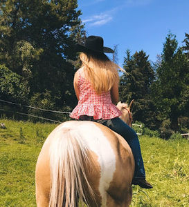 Meet your Posher, Chloe